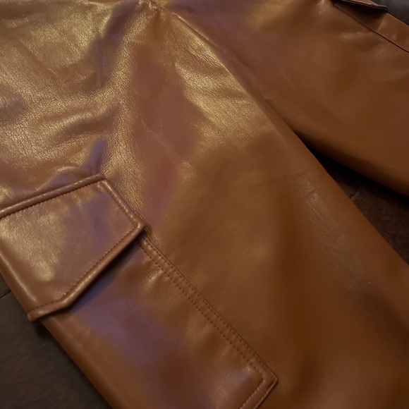 Aritzia Wilfred Pants size 10 Vegan Leather Brown High Rise Button Pockets - Picture 6 of 9